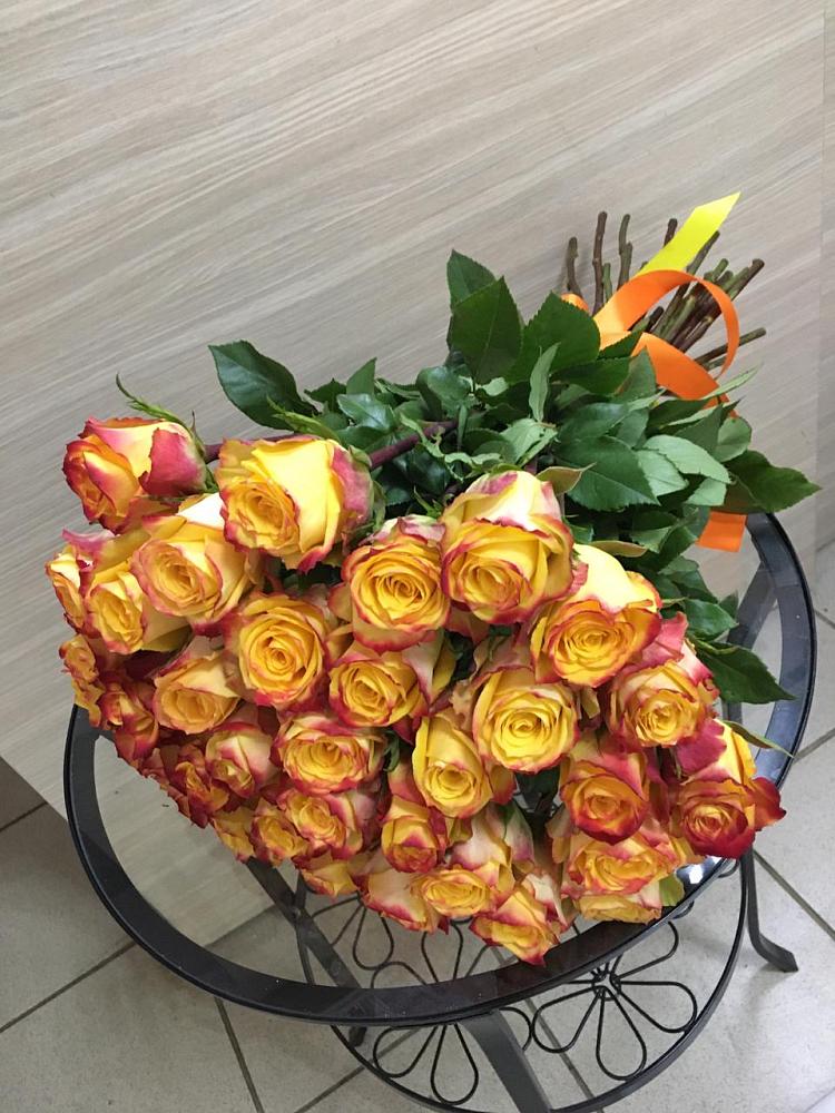 Желтые розы  в Криводановке Букет Желтые розы в Криводановке